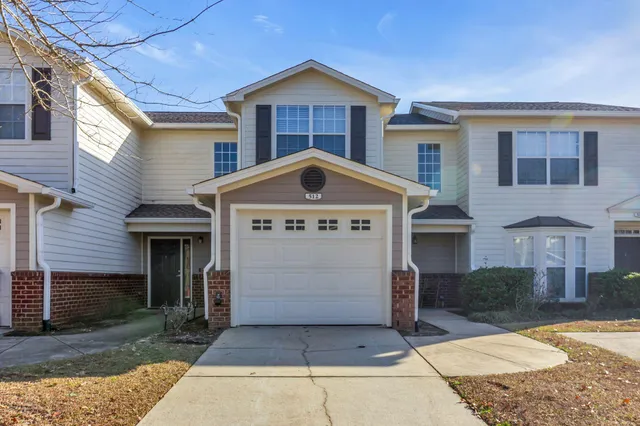 $1,295 | 512 Wingspan Way, Crestview, FL 32536