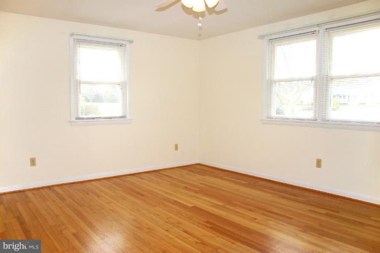 4603 Lower Beckleysville Road Hampstead, MD 21074 - Photo 22 of 28 Bedroom (Master)