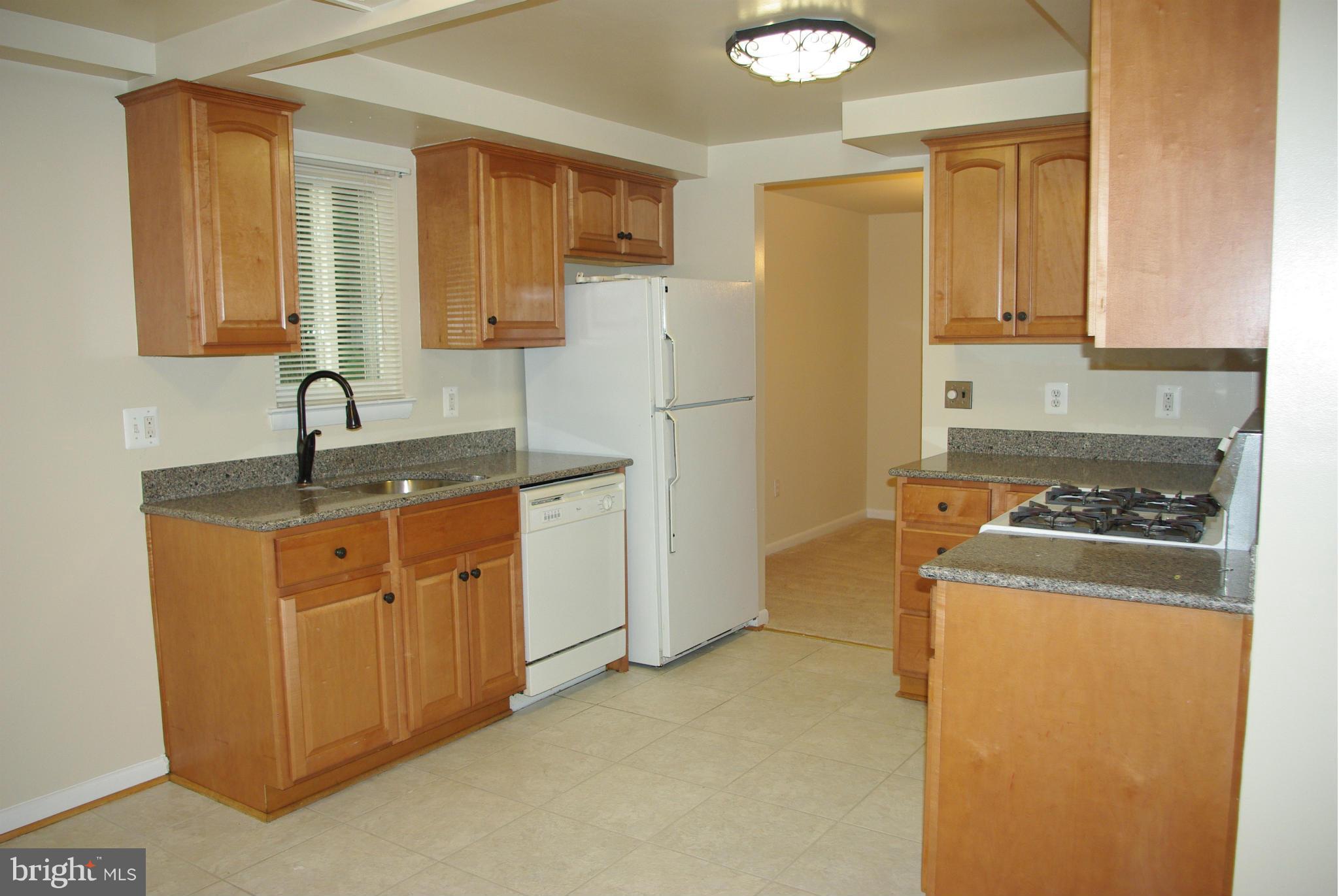7923 Orange Plank Road Springfield, VA 22153 - Photo 21 of 24 Kitchen