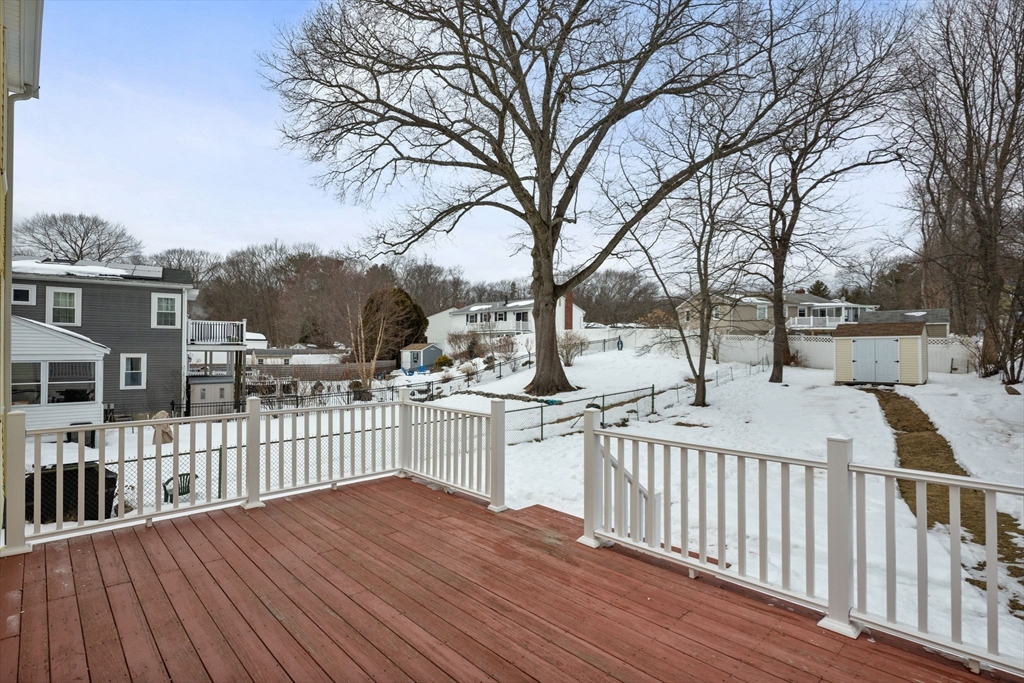 43 Brewster Road Medford, MA 02155 - Photo 20 of 29 Gallery Image 20
