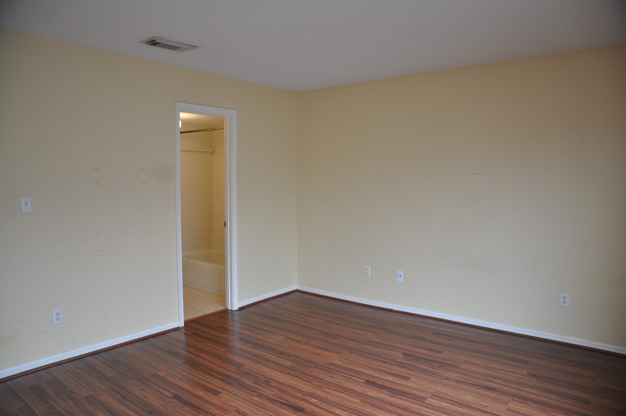 3754 Tanglewilde Street, Unit C16 Houston, TX 77063 - Photo 23 of 33