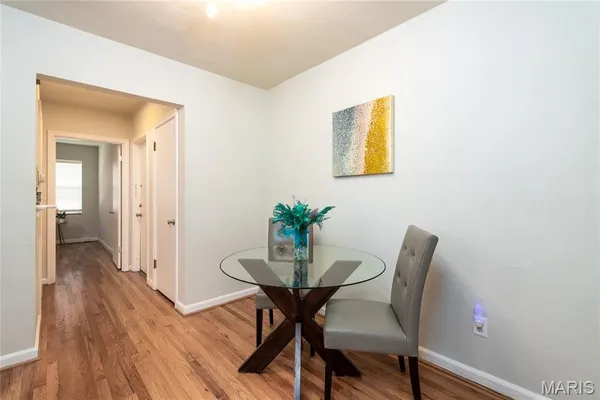 $1,295 | 7118 Jamieson Avenue, Unit A, St. Louis, MO 63109