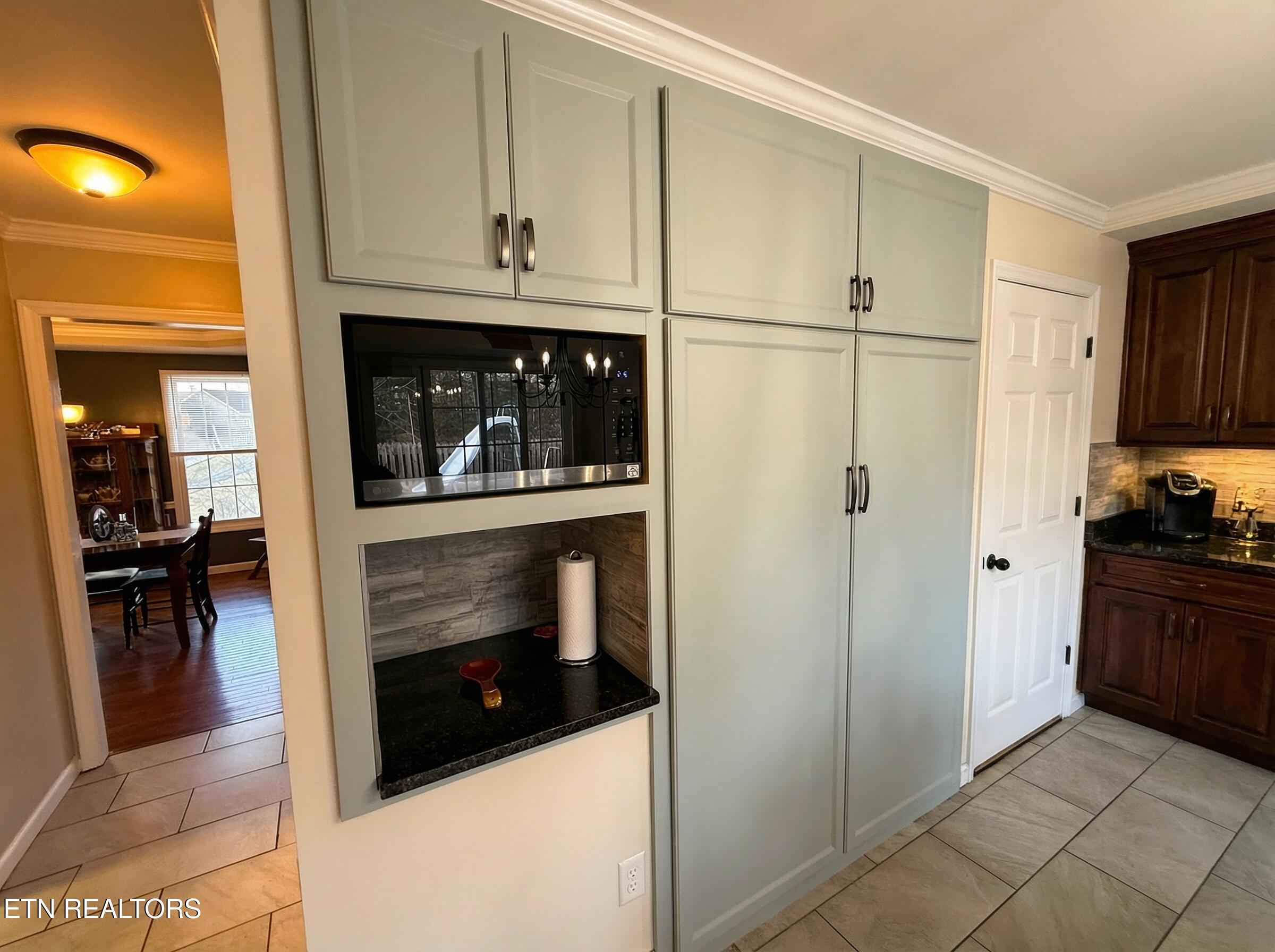 124 Lazy Lane Gray, TN 37615 - Photo 5 of 25 O