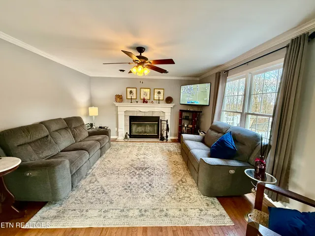 $689,900 | 124 Lazy Lane, Gray, TN 37615