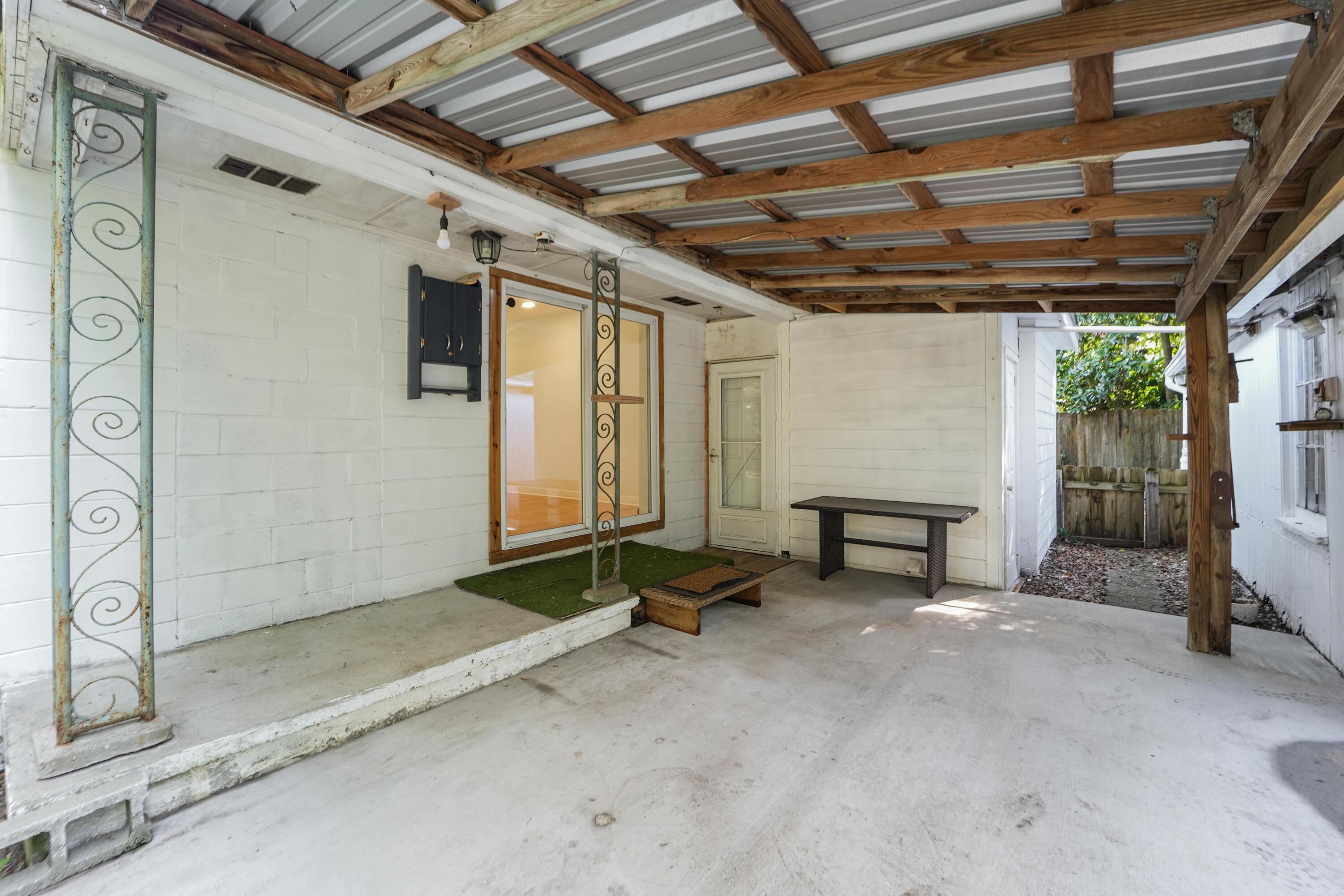 1749 Lady Ashley Street Charleston, SC 29412 - Photo 20 of 31 20) 62630-68c03bbb636dc