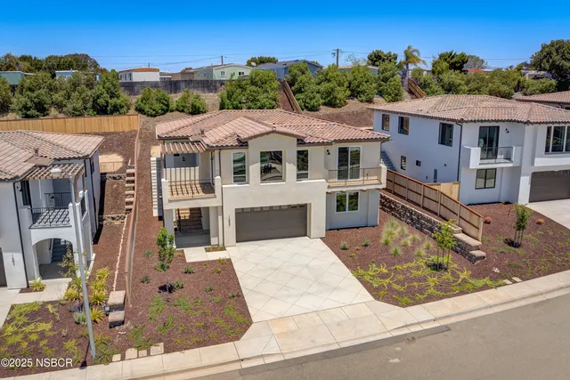 $1,159,000 | 1607 Tuscan Way, Santa Maria, CA 93455