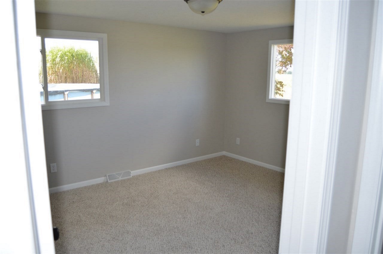 998 South Warren Road Huntington, IN 46750 - Photo 16 of 24 Gallery Image 16