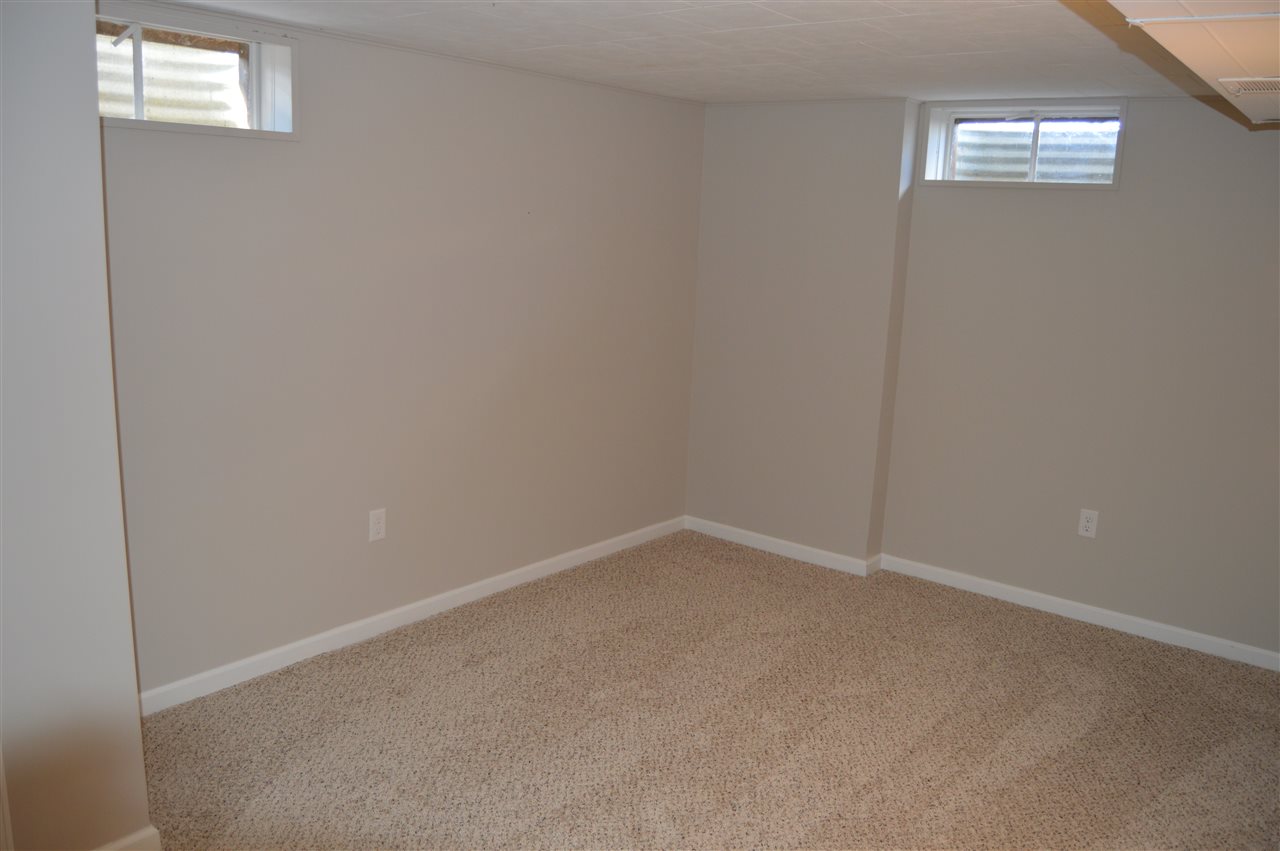 998 South Warren Road Huntington, IN 46750 - Photo 18 of 24 Gallery Image 18