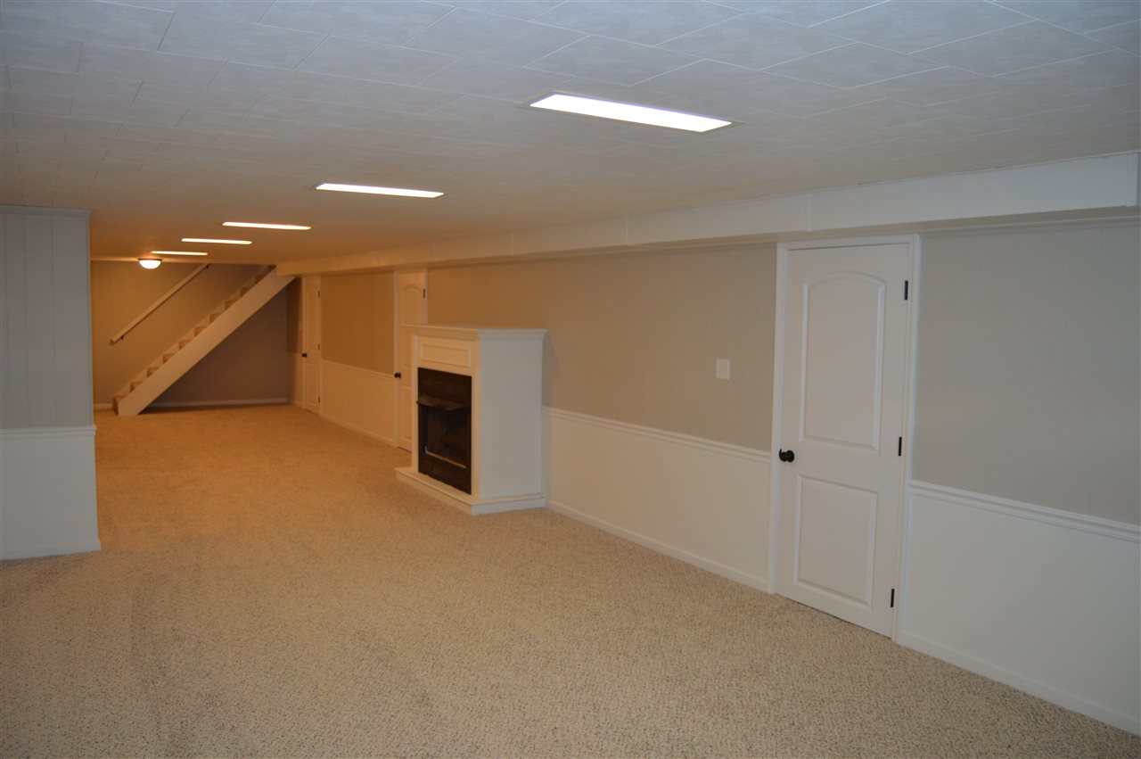 998 South Warren Road Huntington, IN 46750 - Photo 19 of 24 Gallery Image 19