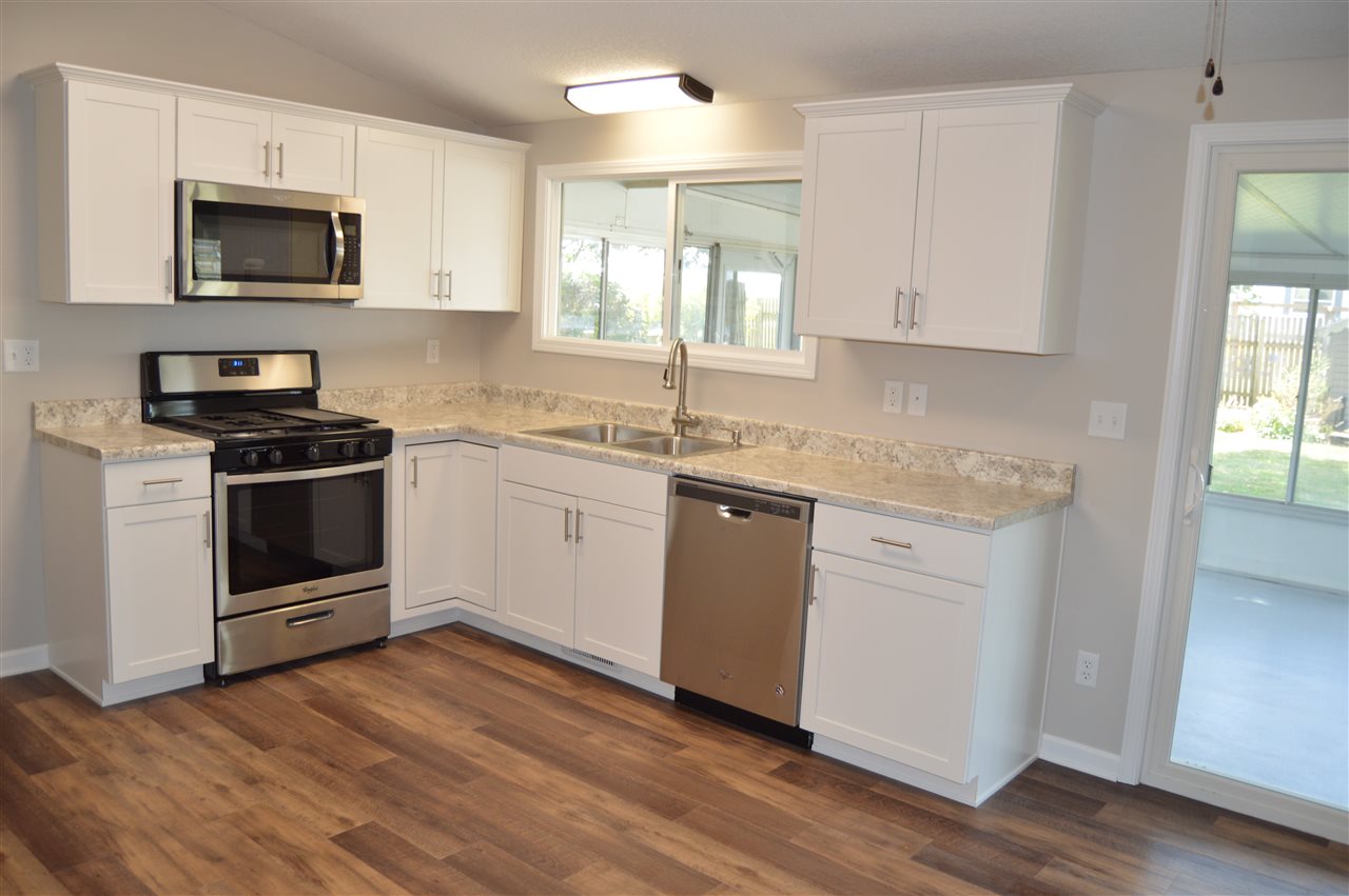 998 South Warren Road Huntington, IN 46750 - Photo 9 of 24 Gallery Image 9