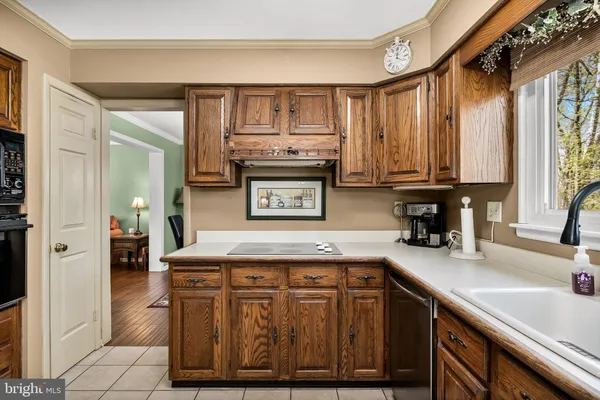 $574,900 | 725 Cornwallis Drive, Mount Laurel, NJ 08054