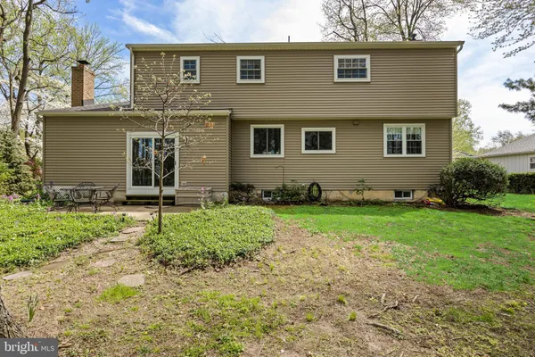 $574,900 | 725 Cornwallis Drive, Mount Laurel, NJ 08054