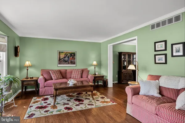 $574,900 | 725 Cornwallis Drive, Mount Laurel, NJ 08054