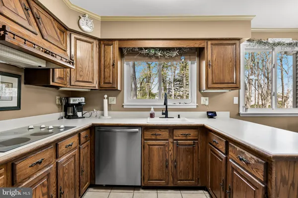 $574,900 | 725 Cornwallis Drive, Mount Laurel, NJ 08054