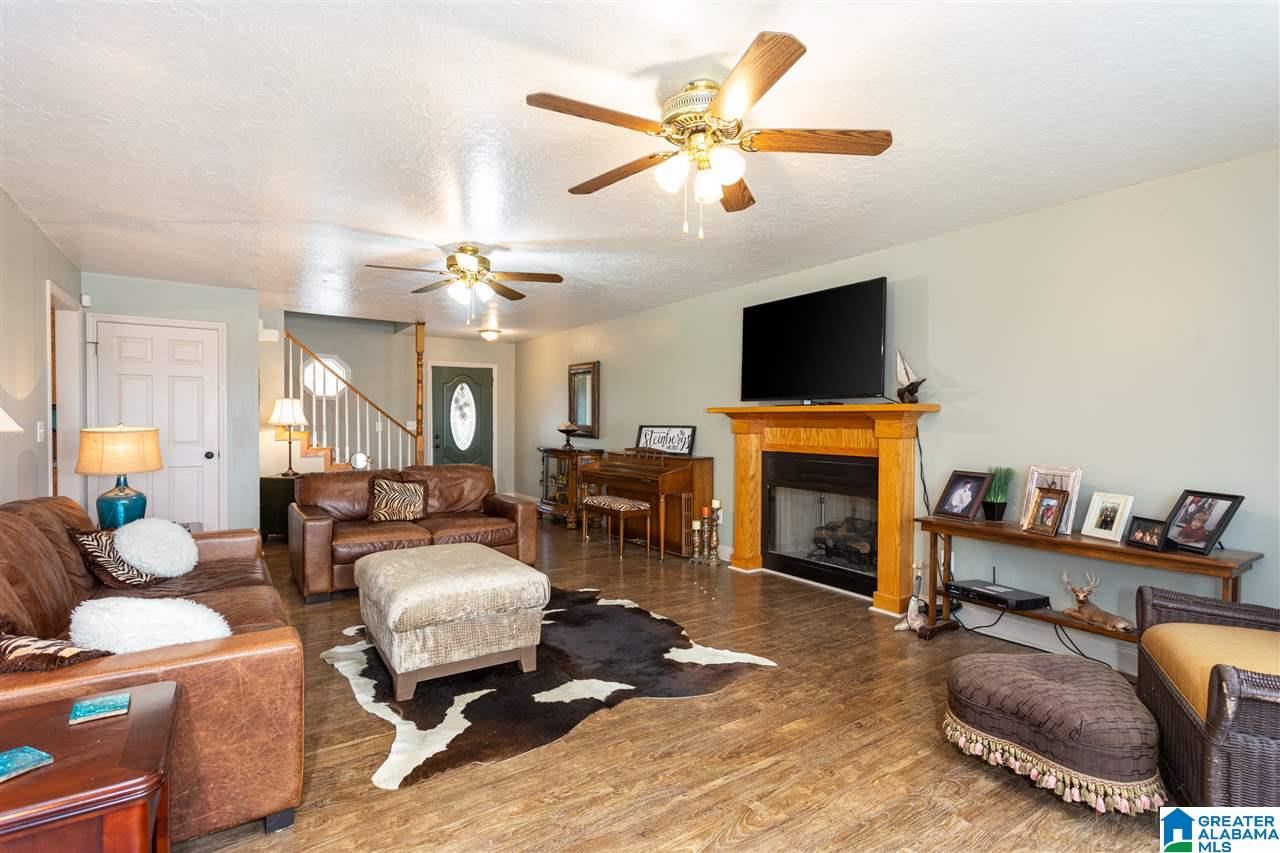 166 Mohawk Trail Ohatchee, AL 36271 - Photo 4 of 46