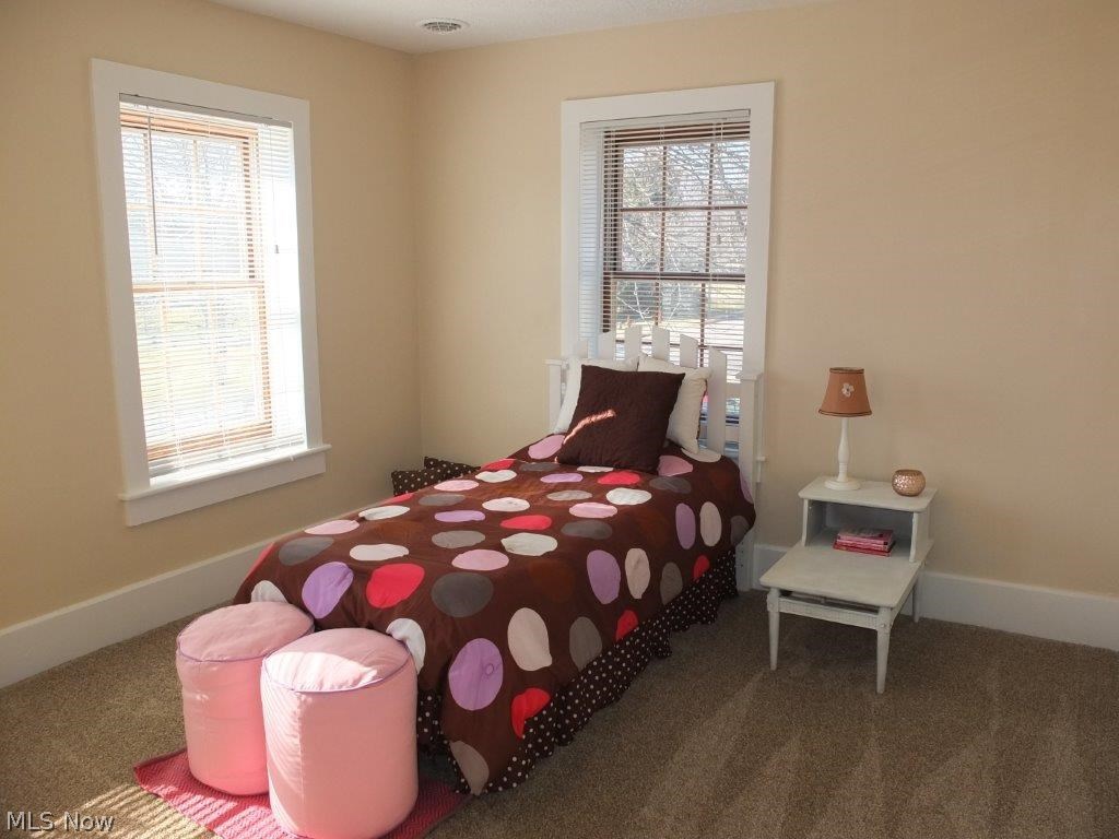 307 Everhard Road Southwest North Canton, OH 44709 - Photo 11 of 20 Bedroom 3