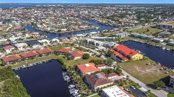 $329,000 | 3227 Purple Martin Drive, Punta Gorda, FL 33950