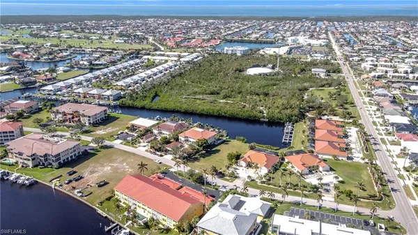 $329,000 | 3227 Purple Martin Drive, Punta Gorda, FL 33950