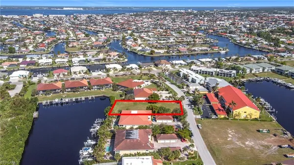 $329,000 | 3227 Purple Martin Drive, Punta Gorda, FL 33950