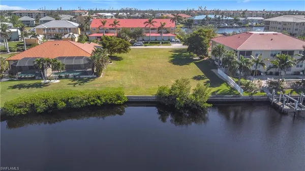 $329,000 | 3227 Purple Martin Drive, Punta Gorda, FL 33950