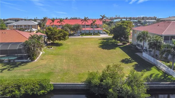 $329,000 | 3227 Purple Martin Drive, Punta Gorda, FL 33950