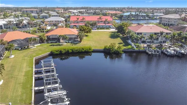 $329,000 | 3227 Purple Martin Drive, Punta Gorda, FL 33950