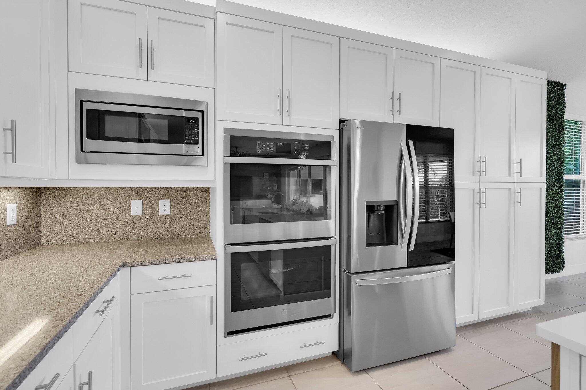 15356 Blue River Road Delray Beach, FL 33446 - Photo 14 of 71 kitchen