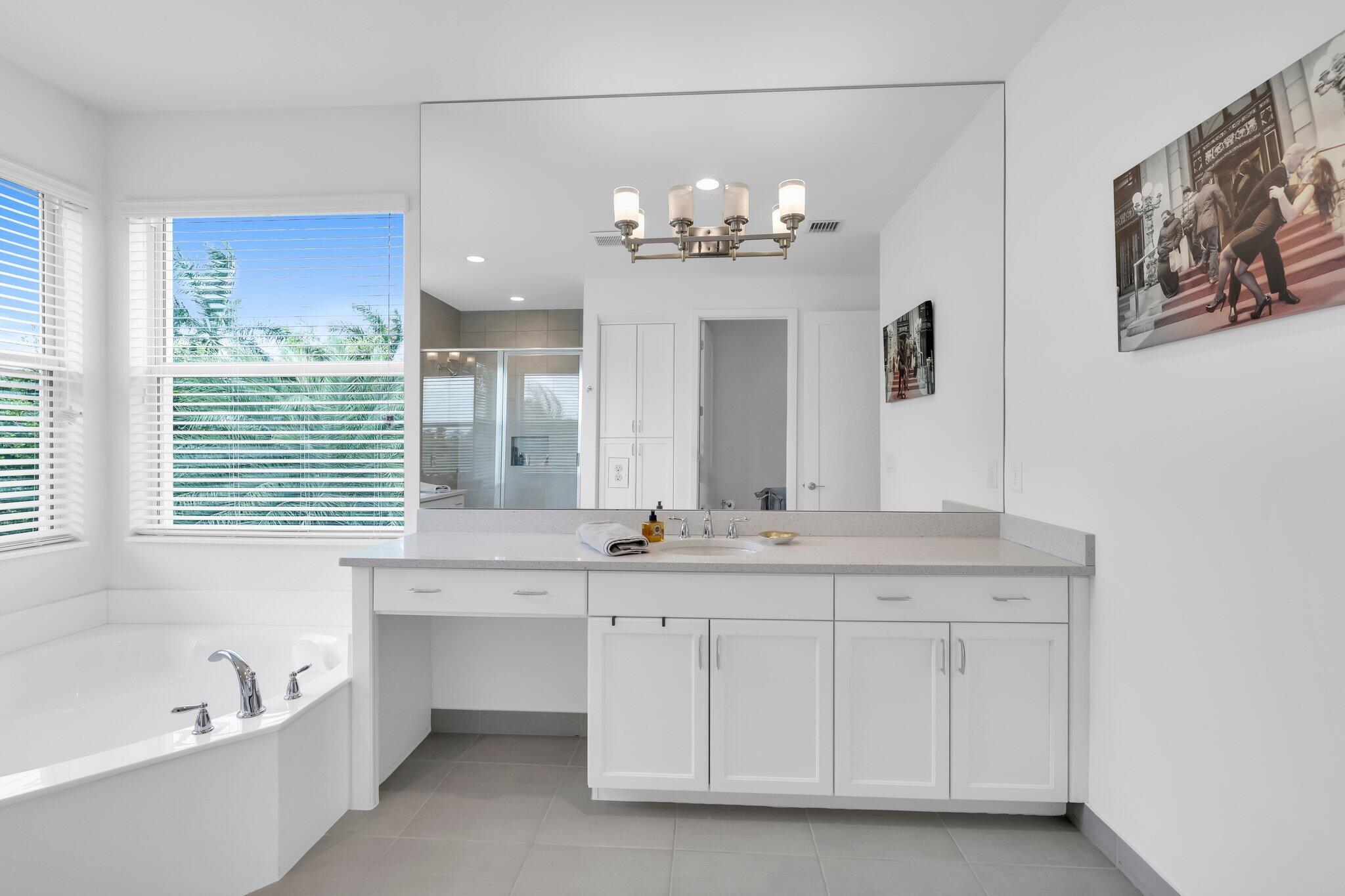 15356 Blue River Road Delray Beach, FL 33446 - Photo 31 of 71 Primary Bath