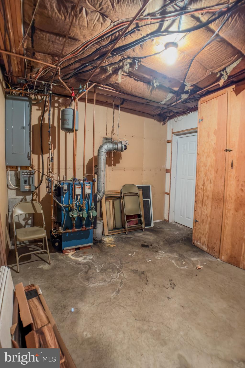 467 Swanger Road New Columbia, PA 17856 - Photo 33 of 45 a view of a room with gym equipment