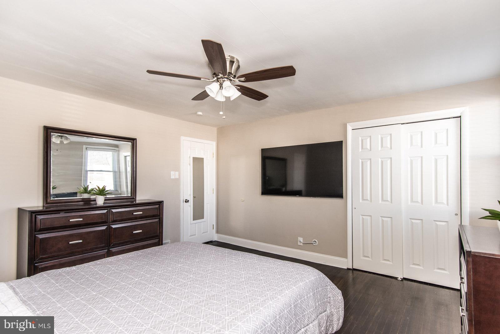 11733 Millbrook Road Philadelphia, PA 19154 - Photo 40 of 72 Gallery Image 40