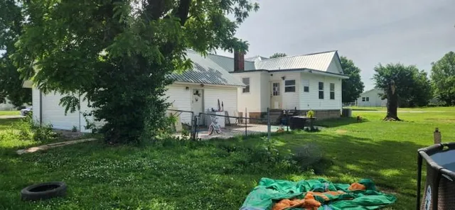 $132,500 | 246 East 14th Street, Baxter Springs, KS 66713