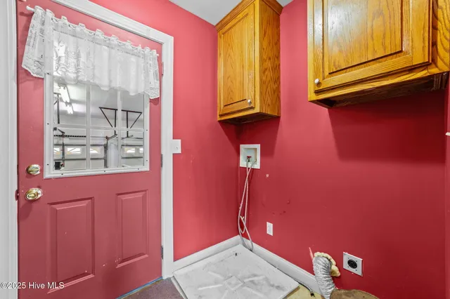 $268,500 | 102 Carls Woods Drive, Pinetown, NC 27865