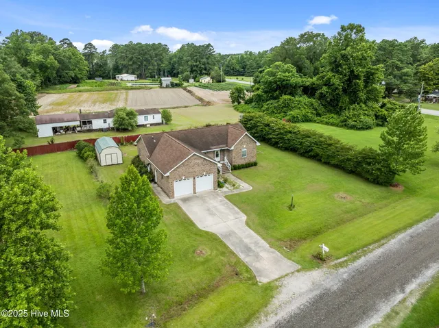 $268,500 | 102 Carls Woods Drive, Pinetown, NC 27865