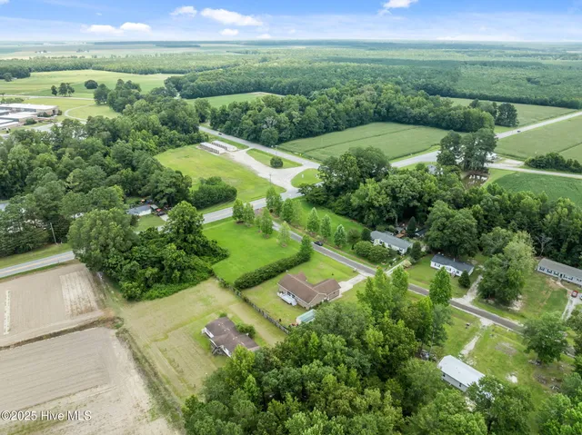 $268,500 | 102 Carls Woods Drive, Pinetown, NC 27865