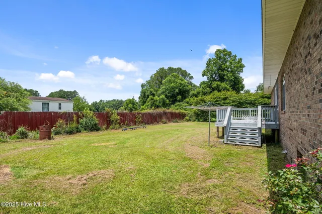 $268,500 | 102 Carls Woods Drive, Pinetown, NC 27865