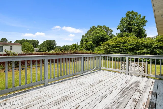 $268,500 | 102 Carls Woods Drive, Pinetown, NC 27865