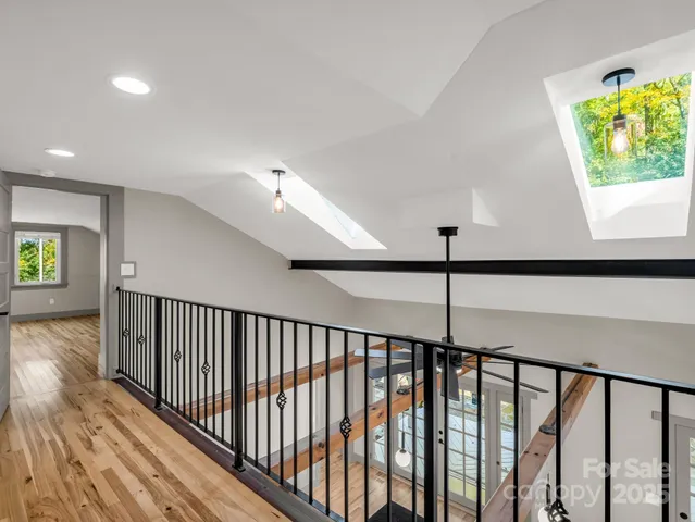 $599,000 | 26 Governors View Road, Asheville, NC 28805