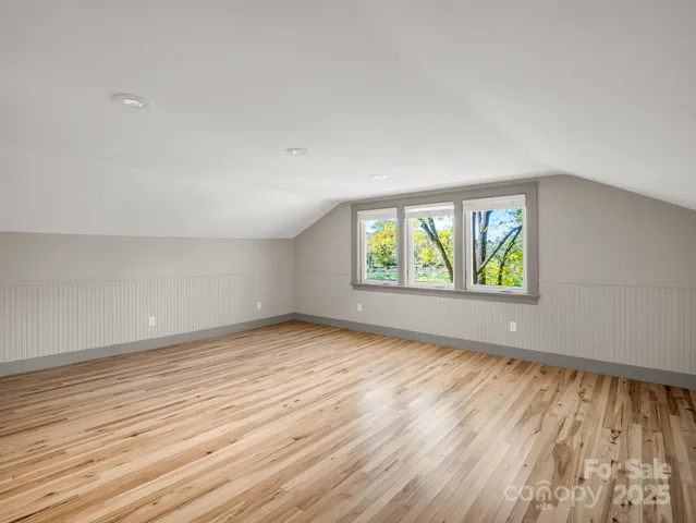 $599,000 | 26 Governors View Road, Asheville, NC 28805