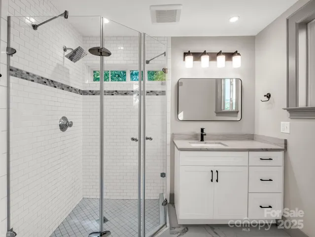 $599,000 | 26 Governors View Road, Asheville, NC 28805