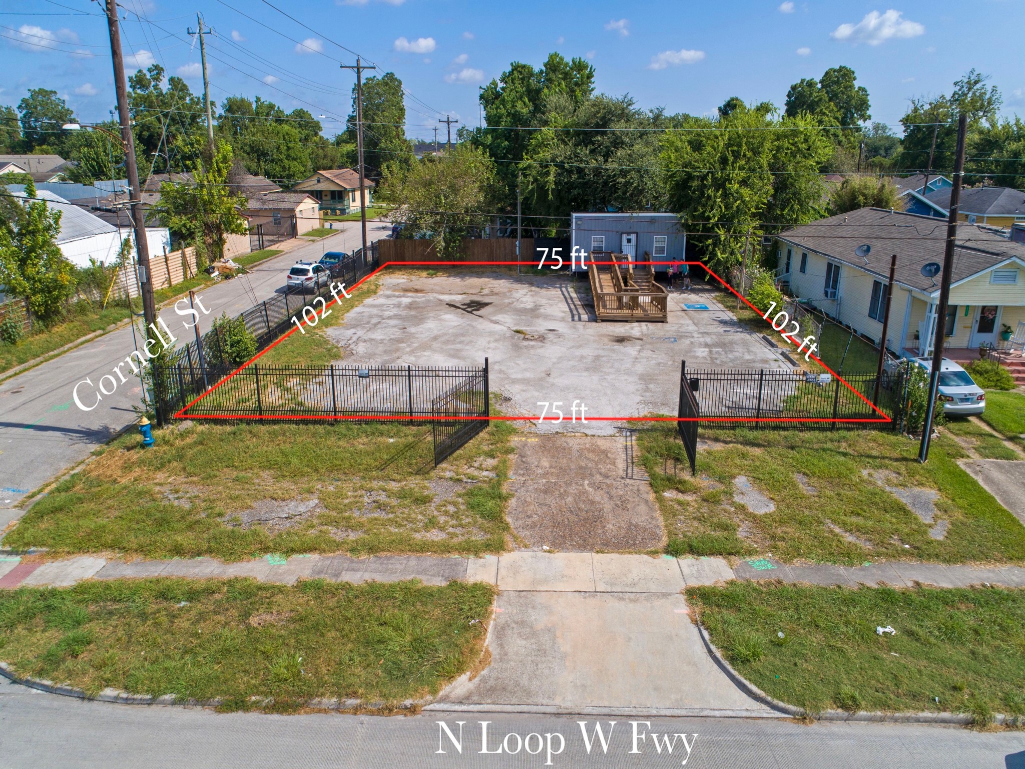 803 North Loop Houston, TX 77022 - Photo 16 of 16 an aerial view of a house with swimming pool