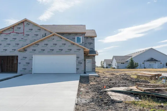 $599,900 | 3117-3119 Noble Drive, Mankato, MN 56001