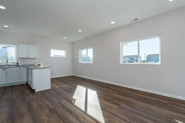 $599,900 | 3117-3119 Noble Drive, Mankato, MN 56001