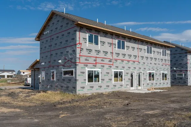 $599,900 | 3117-3119 Noble Drive, Mankato, MN 56001