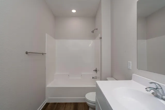 $599,900 | 3117-3119 Noble Drive, Mankato, MN 56001