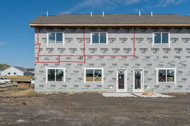 $599,900 | 3117-3119 Noble Drive, Mankato, MN 56001