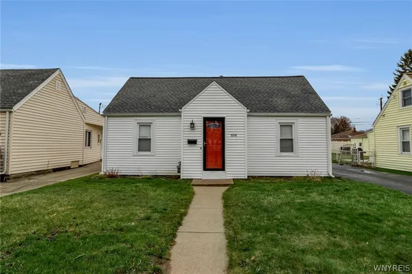 $189,900 | 235 Knox Avenue, West Seneca, NY 14224