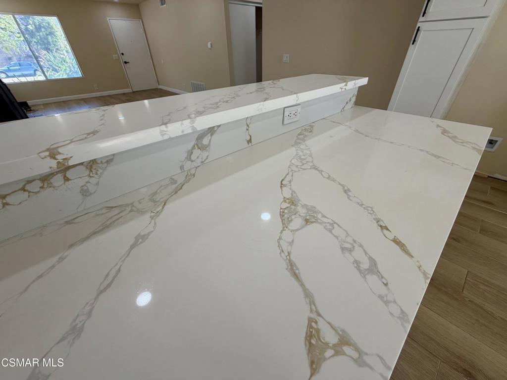 13261 Laurelhurst Road Moorpark, CA 93021 - Photo 9 of 11