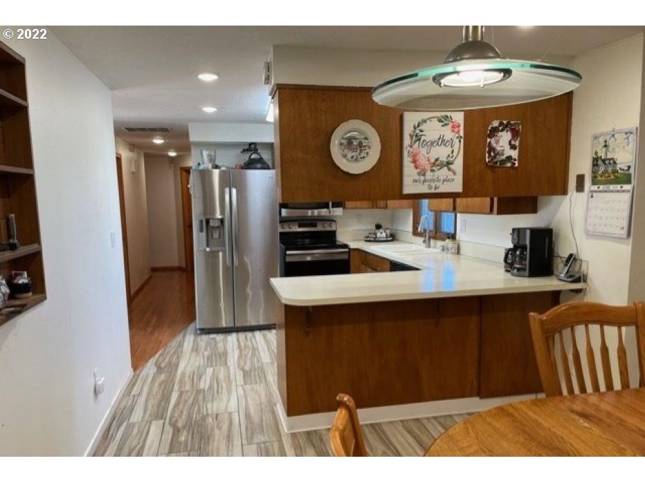 1230 Hoffman Road Northeast Salem, OR 97301 - Photo 7 of 25