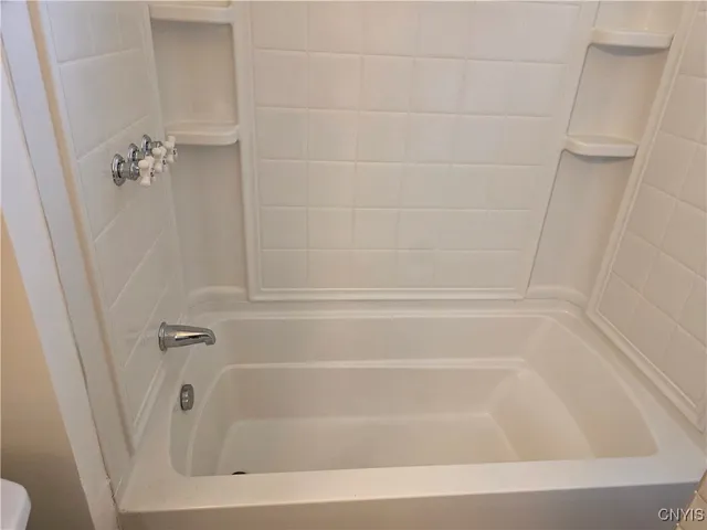 $225,000 | 523 Cleveland Boulevard, Manlius, NY 13066