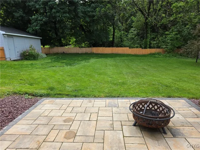 $225,000 | 523 Cleveland Boulevard, Manlius, NY 13066